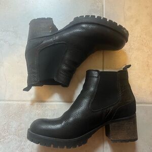 Black Chelsea Boots
